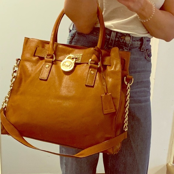 MICHAEL KORS | Chestnut Hamilton Shoulder Bag - Picture 9 of 10